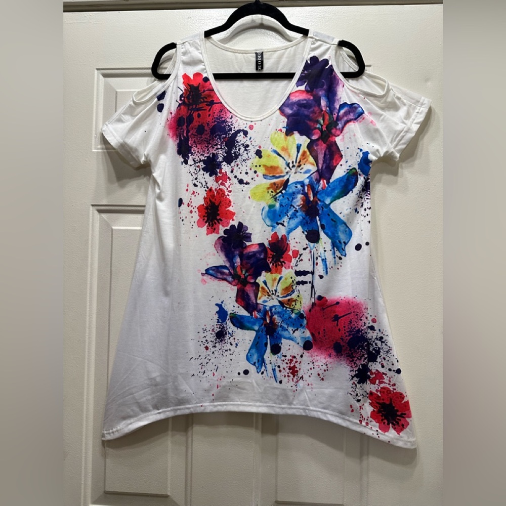 Beautiful White Floral “ DooDoo” Cold Shoulder Blouse